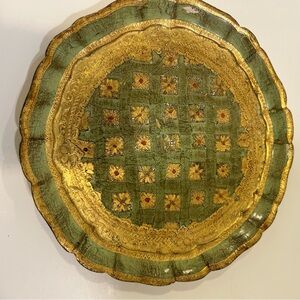Florentine Italy Vintage Small Patter Plate Guilt with green accent